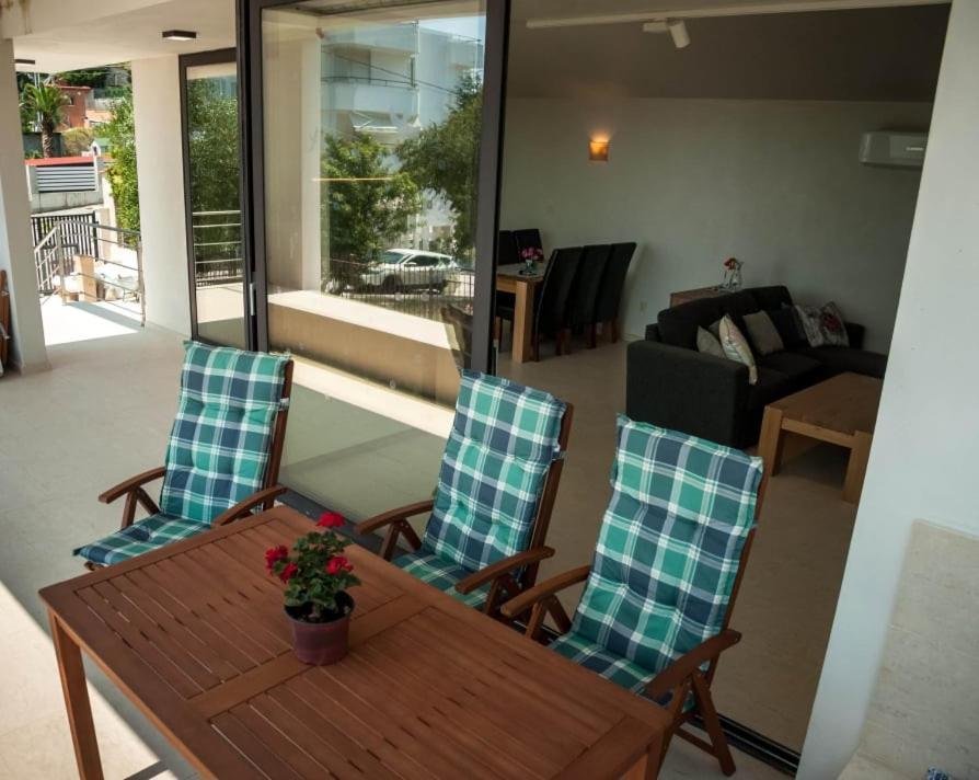 Villa Calypso PalaiónTsiflíkion 外观 照片
