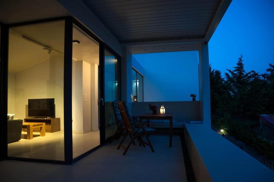 Villa Calypso PalaiónTsiflíkion 外观 照片